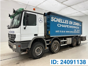 Kipper vrachtwagen MERCEDES-BENZ Actros 3332