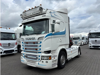 Trekker SCANIA R 560