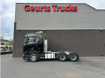 Trekker SCANIA S 520