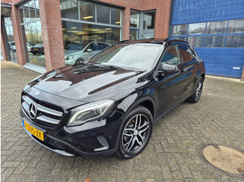 Personenwagen MERCEDES-BENZ