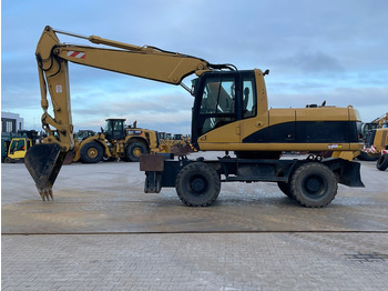 Graafmachine CATERPILLAR M318