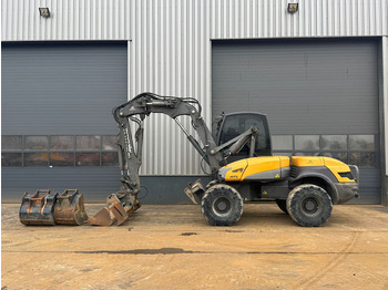 Mobiele graafmachine MECALAC