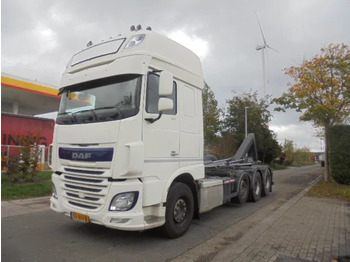Haakarmsysteem vrachtwagen DAF XF 106 510