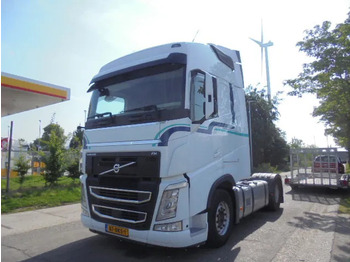 Trekker VOLVO FH 420