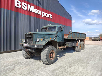 Vrachtwagen met open laadbak