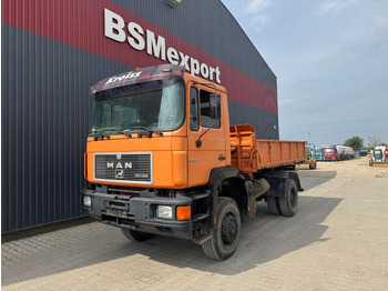 Kipper vrachtwagen MAN 19.272
