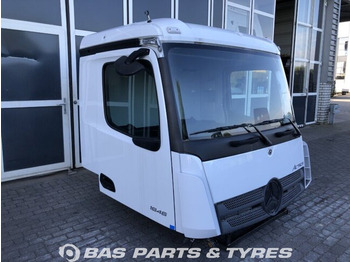 Cabine en interieur voor Vrachtwagen Mercedes-Benz Actros MP5: afbeelding 2