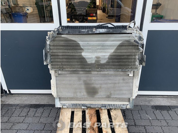 Radiateur MERCEDES-BENZ Antos