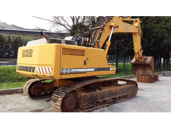 Rupsgraafmachine LIEBHERR R 932