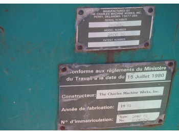 Sleuvengraver Ciągnik DITCH WITCH 3500DD 1991 DITCH WITCH 3500 DD: afbeelding 5 Sleuvengraver Ciągnik DITCH WITCH 3500DD 1991 DITCH WITCH 3500 DD: afbeelding 5