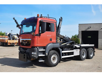 Haakarmsysteem vrachtwagen MAN TGS 33.440