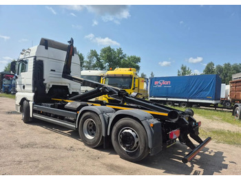 Haakarmsysteem vrachtwagen MAN TGX 26.460