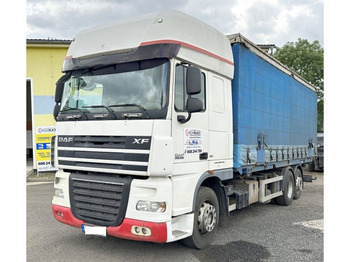 Schuifzeilen vrachtwagen DAF