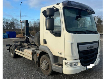 Haakarmsysteem vrachtwagen DAF LF 250