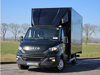 Bestelwagen gesloten laadbak IVECO Daily