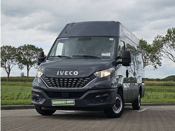 Gesloten bestelwagen IVECO Daily