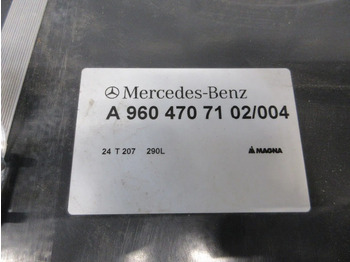 Brandstoftank voor Vrachtwagen Mercedes-Benz A 960 470 71 02 // 290 LITER TANK NIEUWE MERCEDES MP4 EURO 6: afbeelding 5