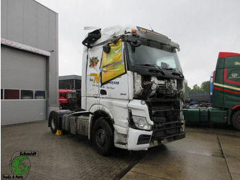Trekker MERCEDES-BENZ Actros 1848