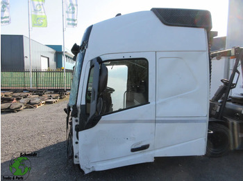 Cabine en interieur VOLVO FH