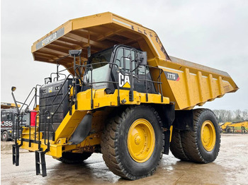 Zelfrijdende kiepwagen CATERPILLAR 777