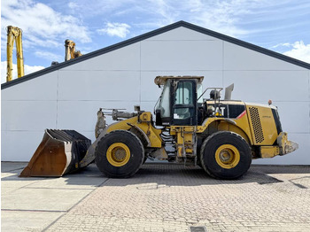 Wiellader CATERPILLAR 972M