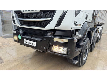 Kipper vrachtwagen Iveco Trakker 460 8x4 meiller tipper - euro 6: afbeelding 2
