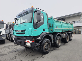 Kipper vrachtwagen IVECO Trakker