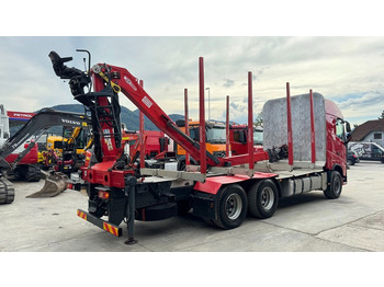 Containertransporter/ Wissellaadbak vrachtwagen Volvo FH 500 6x4 forest truck - Epsilon 110Z - scissors: afbeelding 4