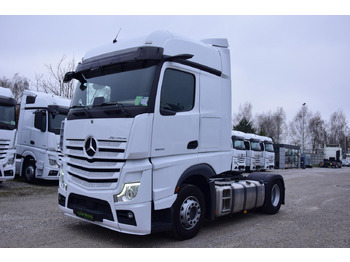 Trekker MERCEDES-BENZ Actros 1845