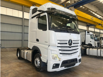 Trekker MERCEDES-BENZ Actros 1845