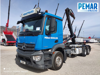 Containertransporter/ Wissellaadbak vrachtwagen MERCEDES-BENZ Antos 2546