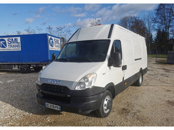 Gesloten bestelwagen IVECO Daily 35C15