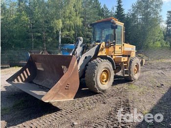 Wiellader VOLVO L90C