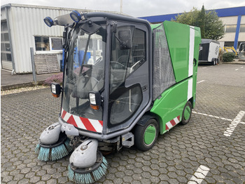Veegwagen TENNANT
