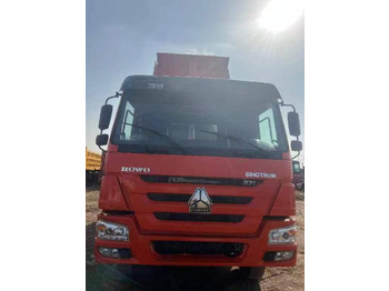 Kipper vrachtwagen HOWO 371: afbeelding 2