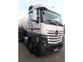 Trekker Mercedes-Benz Actros 1848 4x2 BigSpace PTO compressor: afbeelding 2