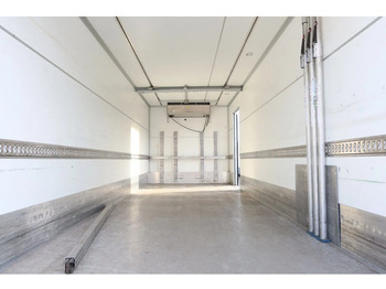 Koelwagen vrachtwagen Volvo FE 280 4x2 Carrier Supra 1250 Koel/ Vries+ BAR klep 2000 kg. 2 Stuks in voorraad: afbeelding 4 Koelwagen vrachtwagen Volvo FE 280 4x2 Carrier Supra 1250 Koel/ Vries+ BAR klep 2000 kg. 2 Stuks in voorraad: afbeelding 4