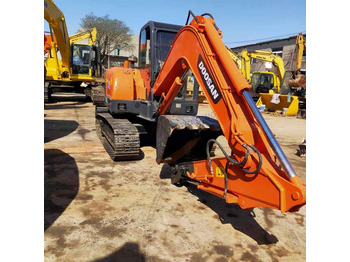 Rupsgraafmachine DOOSAN DH60