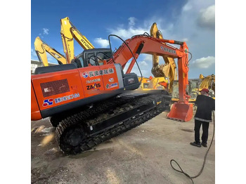 Rupsgraafmachine HITACHI ZX200