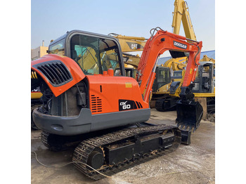 Rupsgraafmachine DOOSAN DX225