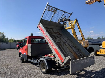 Kipper vrachtwagen IVECO Daily 35c13