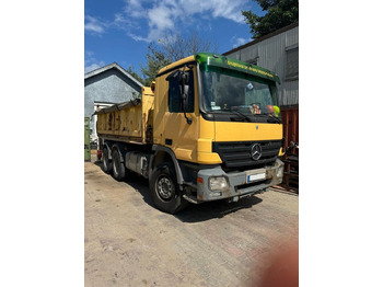 Kipper vrachtwagen Mercedes-Benz Actros 2641: afbeelding 2 Kipper vrachtwagen Mercedes-Benz Actros 2641: afbeelding 2