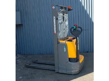 Stapelaar JUNGHEINRICH EJC