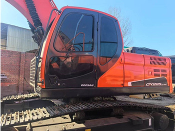 Rupsgraafmachine Doosan DX 225 LC: afbeelding 2