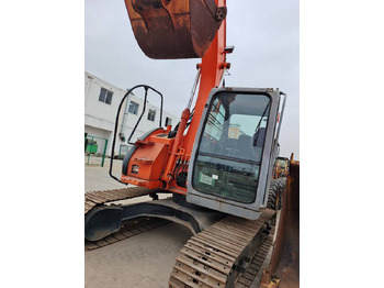 Rupsgraafmachine HITACHI ZX135