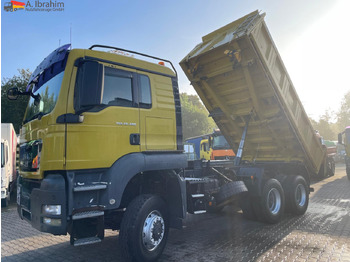 Kipper vrachtwagen MAN TGS 26.480