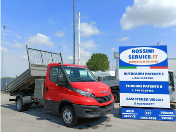 Kipper bestelwagen IVECO Daily 35c12