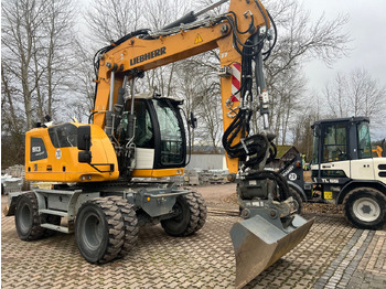 Mobiele graafmachine LIEBHERR A 913