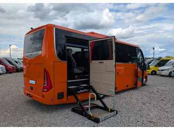 Touringcar IVECO Daily