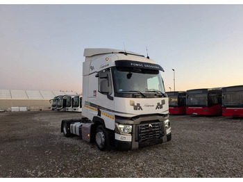 Trekker RENAULT T 440